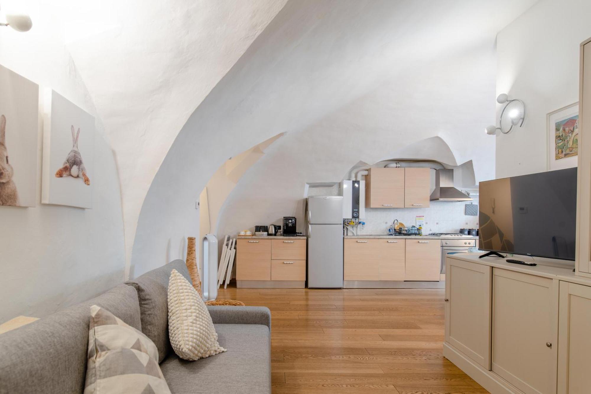 Casa Felicita, 2 By Happyhostorino
